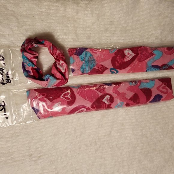 Hand Crafted Reusable Neck Cooler Bandana with Wrist Cooler and Hair Scrunchie - Picture 2 of 4